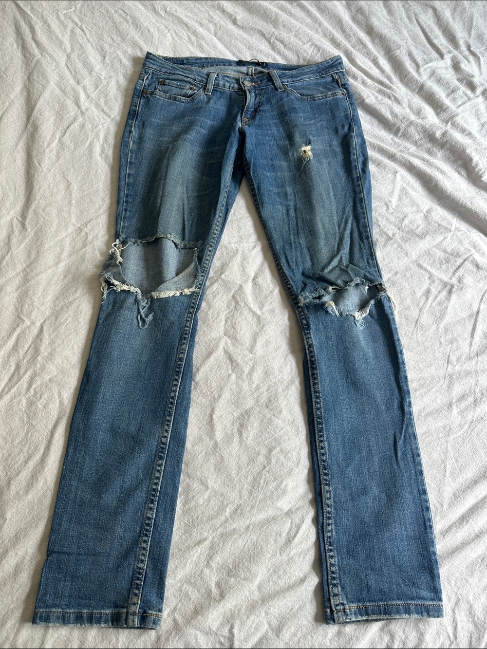 Women's Distressed Blue Ripped Jeans - Levi’s